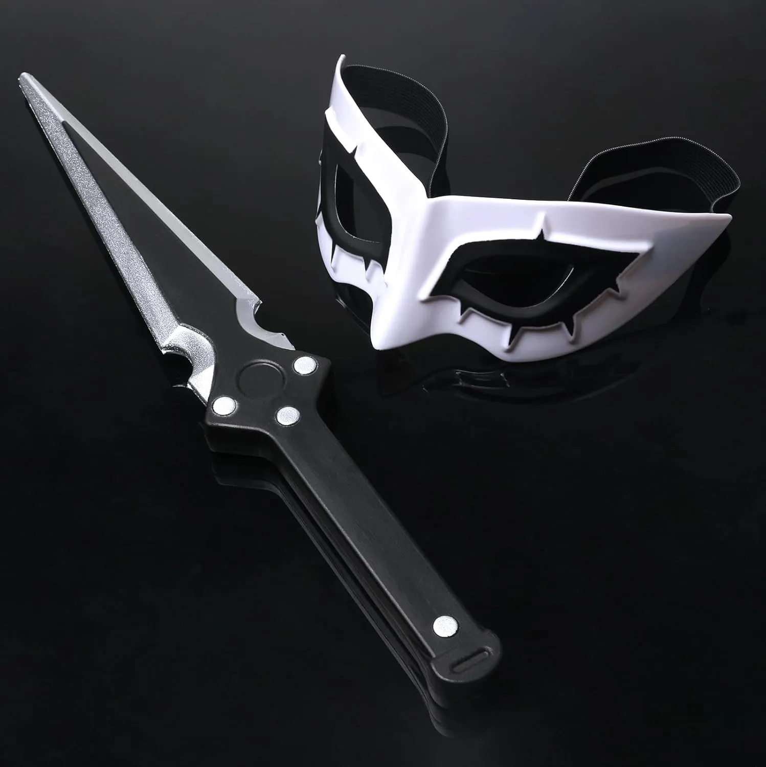 14" Solid Foam Sword Weapon Prop and Plastic Masquerade Mask for Halloween Costume Party Decoration