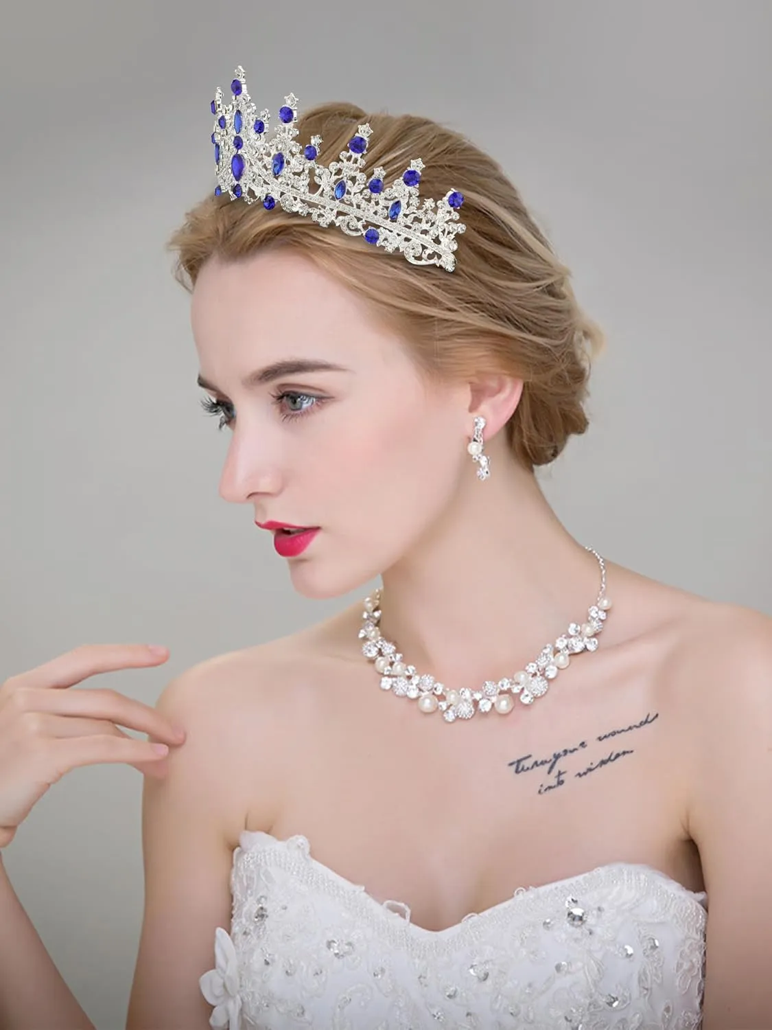 COCIDE Blue Crystal Tiaras and Crowns for Women Princess Queen Crowns for Women Rhinestone Tiaras for Girls Bride Wedding Hair Accessories for Bridal Birthday Party Prom Halloween Cosplay Christmas