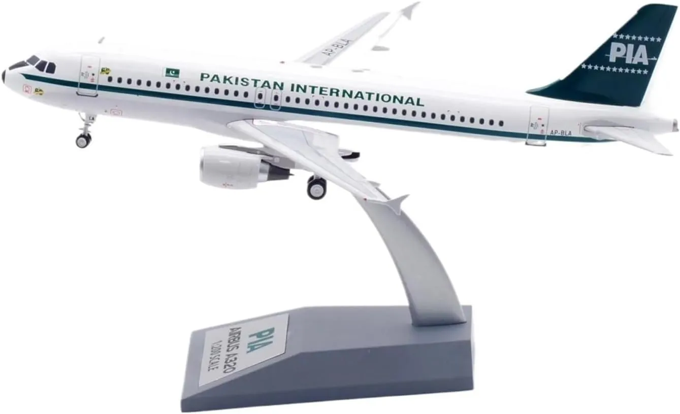 Diecast Plane Model 1:200 Scale for A320 Alloy Diecast Aircraft Model AP-BLA Decorative Memorabilia