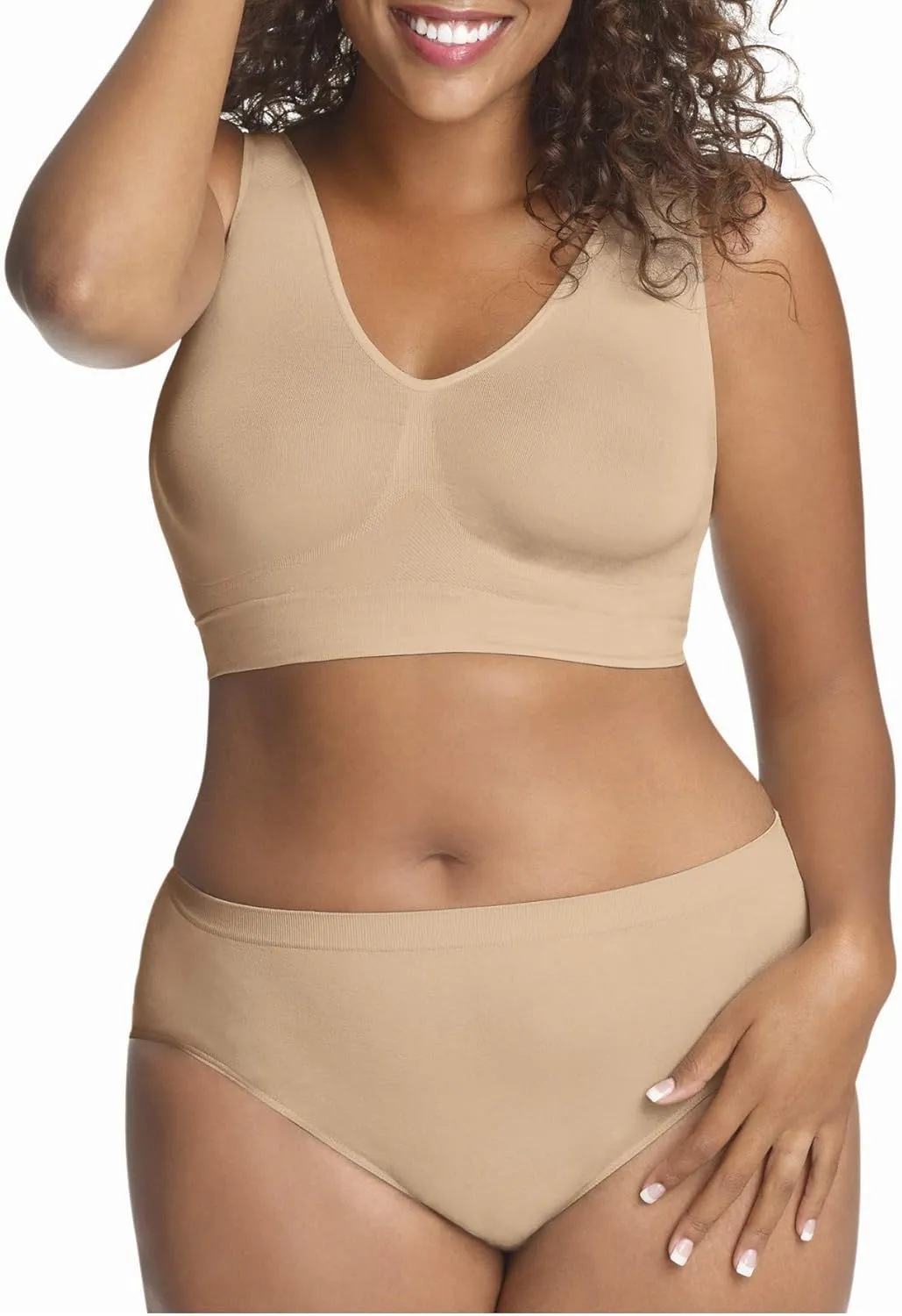 Hanes Women's Pure Comfort Light Support Pullover Wireless T-Shirt Bra with Moisture-Wicking