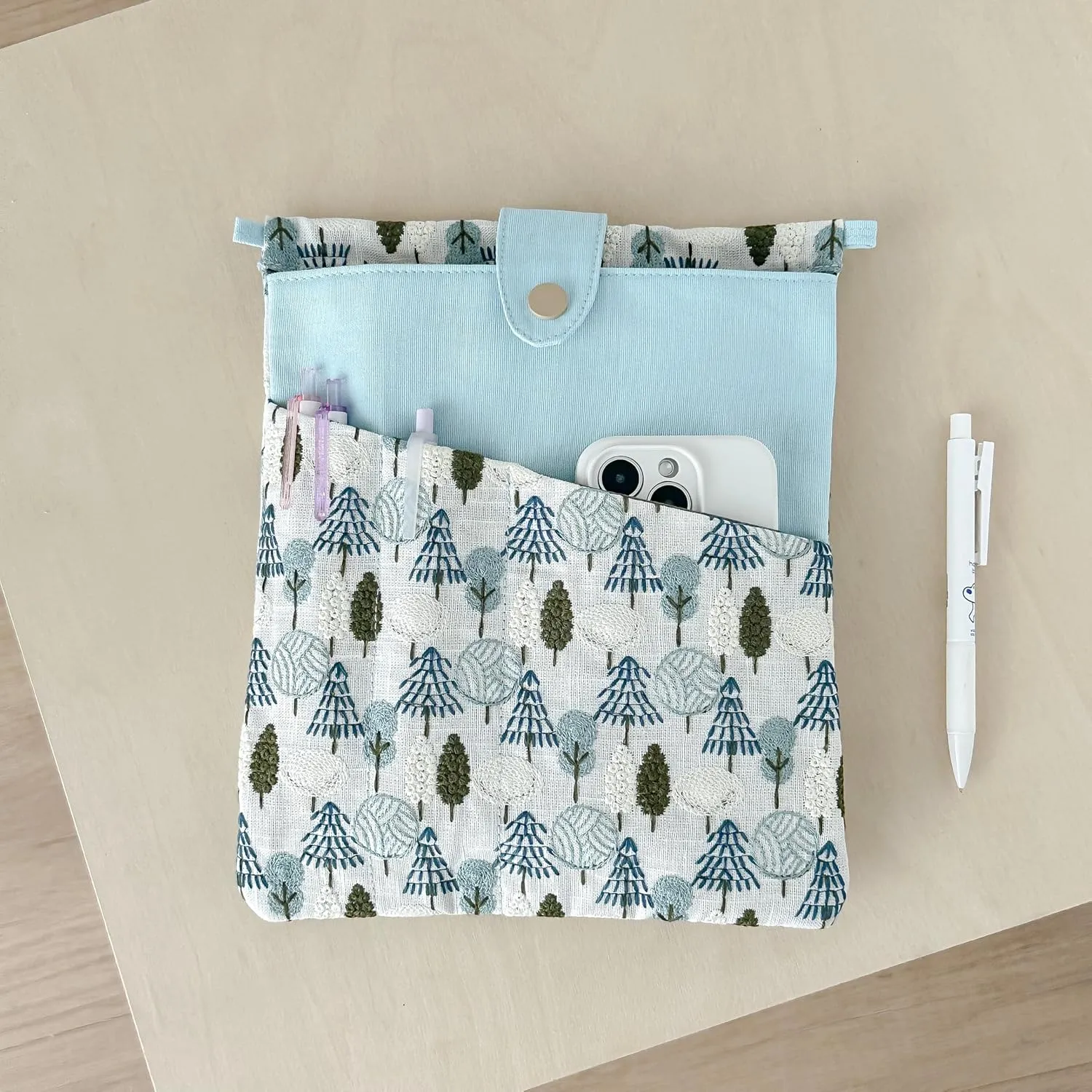 JML embroidery Book Sleeve,Multiple pockets for convenient storage,thickened fabric for durable protection，an ideal choice for book lovers,10.6x8.7 inches (Blue Tree, 10.6x8.7 inches)
