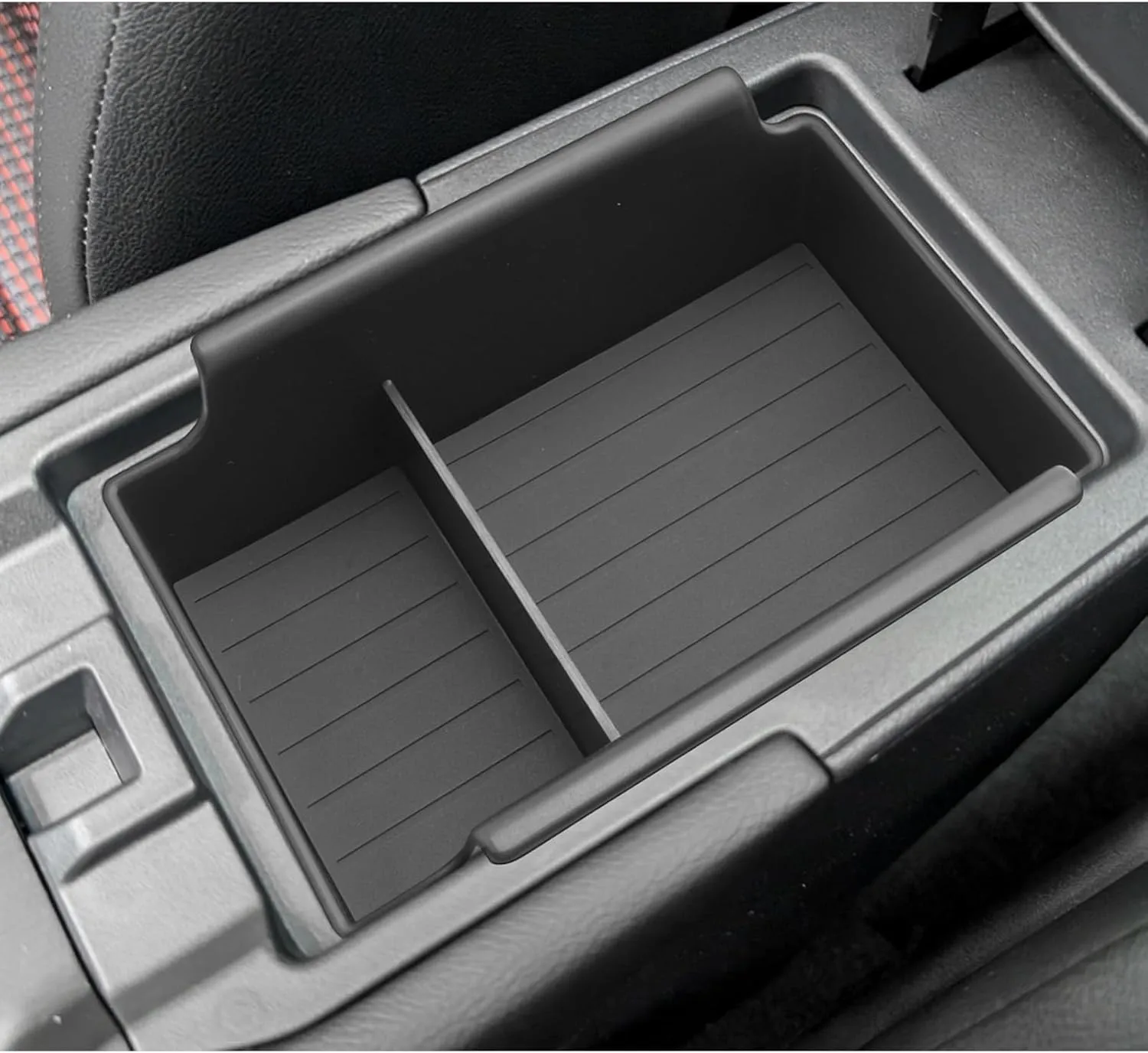 LUWU 2025 Kicks Center Console Organizer Tray Compatible with 2025 Nissan Kicks Accessories 2025 Kicks S/SV/SR Armrest Console Organizer Armrest Organizer Insert Tray Black