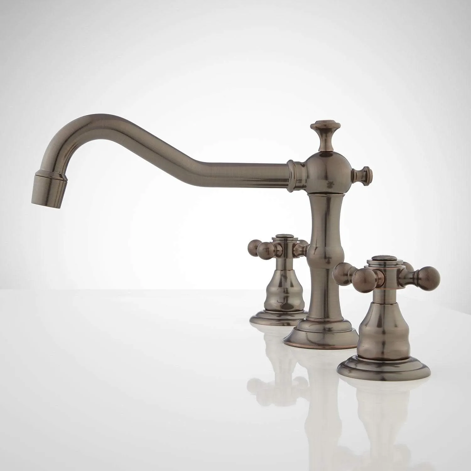 Signature Hardware 437388 Barbour 1.2 GPM Widespread Bathroom Faucet with Pop-up Drain Assembly - Polished Brass