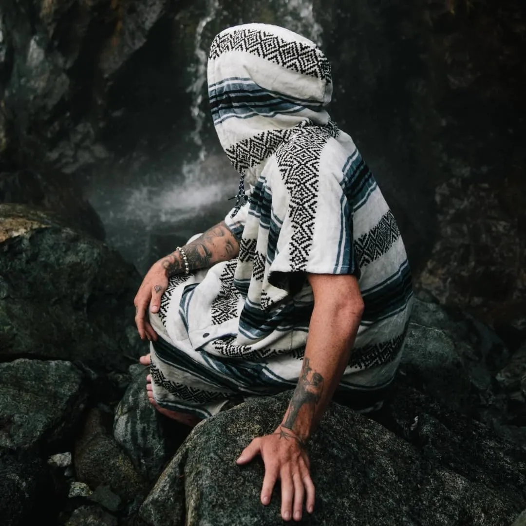 Slowtide Extra-Warm Changing Poncho - Change privately in Public | Includes Kangaroo Pouch & Double Layer Woven Hood