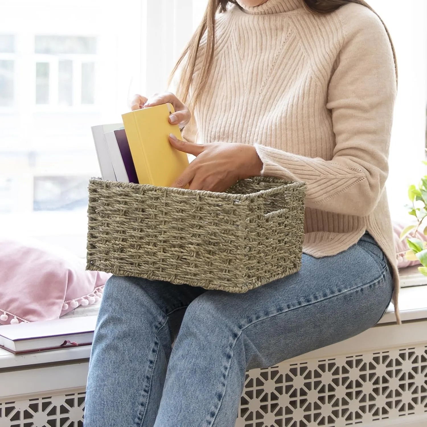 Storage Basket with Lid, Seagrass Wicker Basket for Shelves, Woven Blanket Storage Baskets with Handles, Removable Liner, Metal Frame, for Bedroom, Laundry Room, Natural