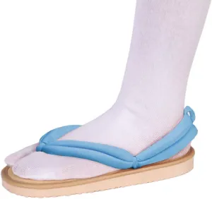 UZAIN Anime Kimetsu no Yaiba Cosplay Clog Shoes Kamado Tanjirou Shinobu Cosplay Sandal Prop Oshitari with Socks