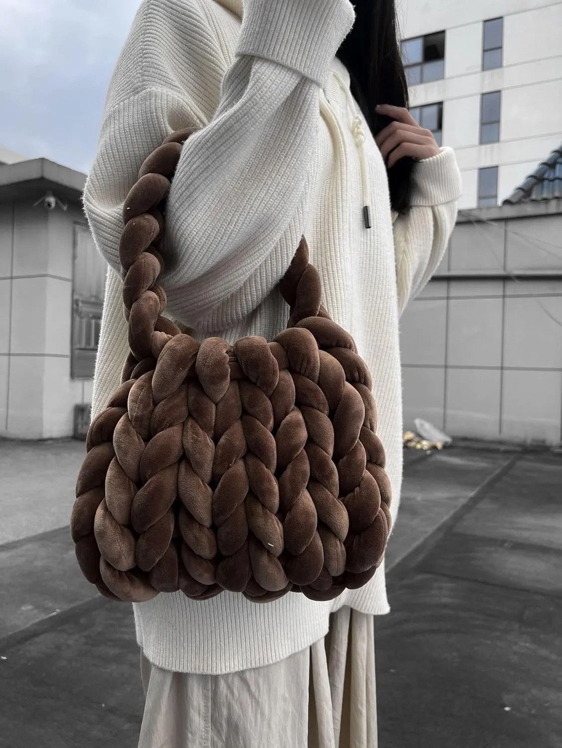 Velvet bag handmade knitting bag bag crystal velvet irrigation core yarn knitting bag hand carry messenger bag(Colour 1,28cmX20cmX28cm)